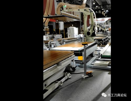 智造未來 探秘現代家具木門全自動智能生產線